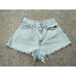 PULL & BEAR Cutoff Shorts Womens 26 Light Wash Denim Frayed Hem Hot Pants‎